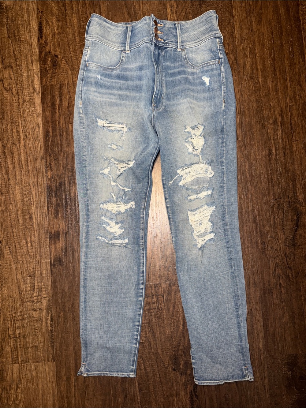 American Eagle Outfitters High-Rise Distressed Light Wash Jeans